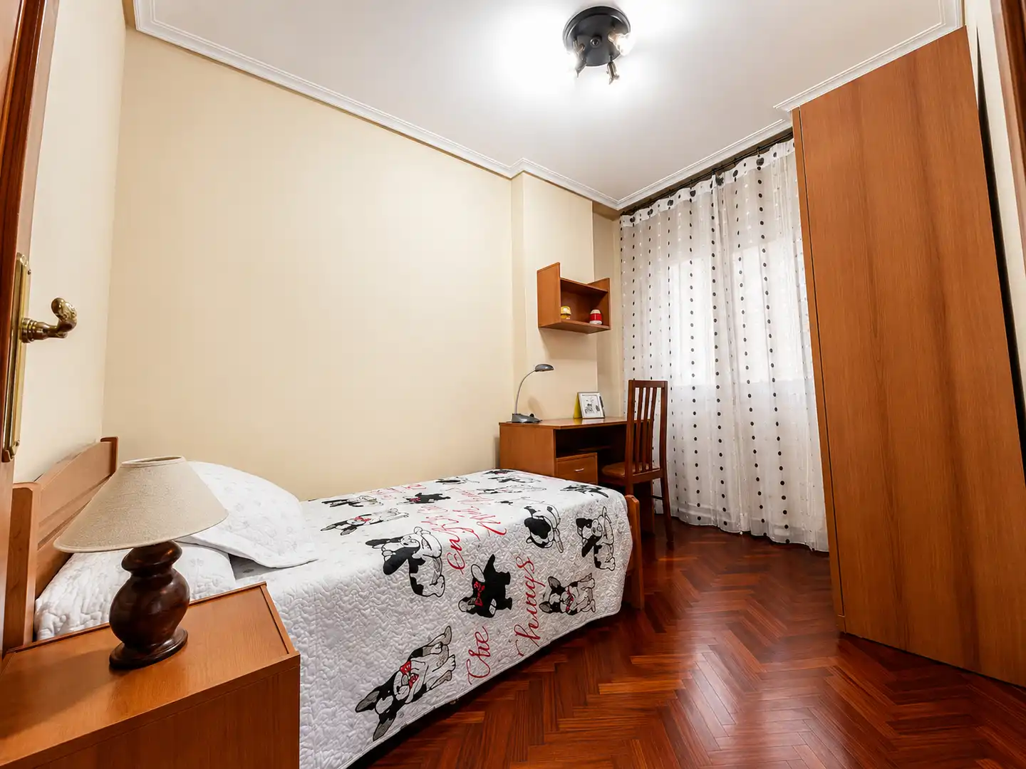 Habitación de Piso de alquiler en Santander con Calefacción, Trastero y Amueblado