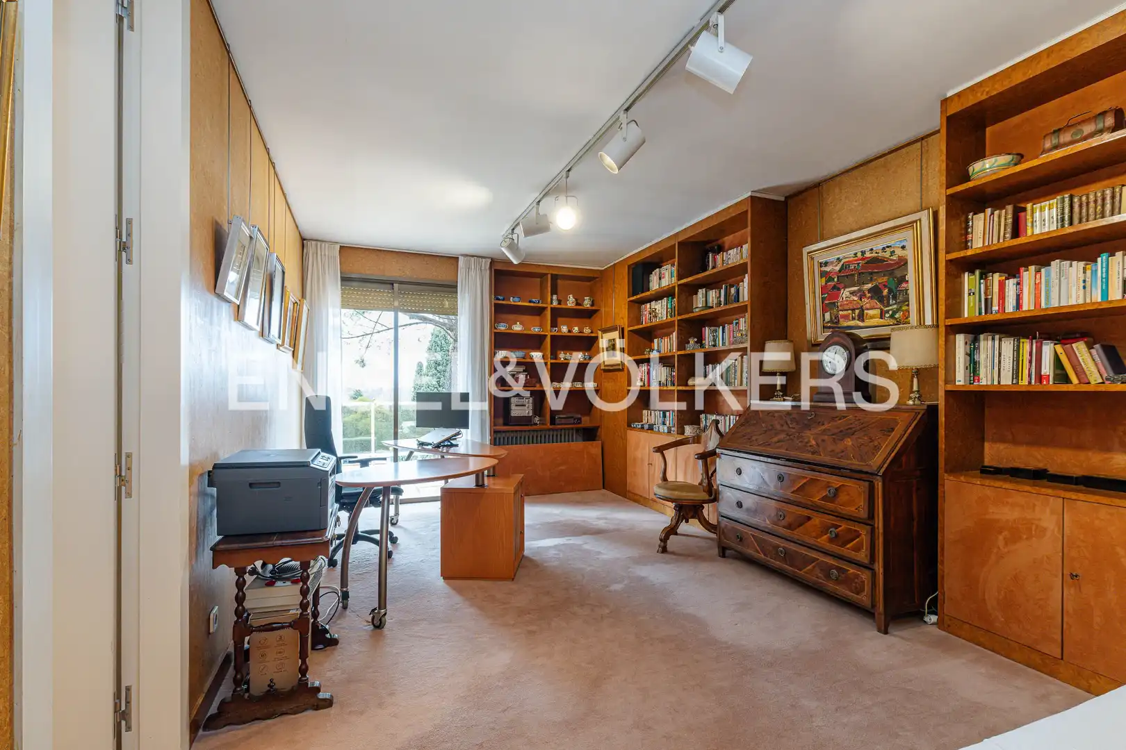Vista exterior de Casa o chalet en venta en Madrid con Aire acondicionado, Calefacción y Jardín privado