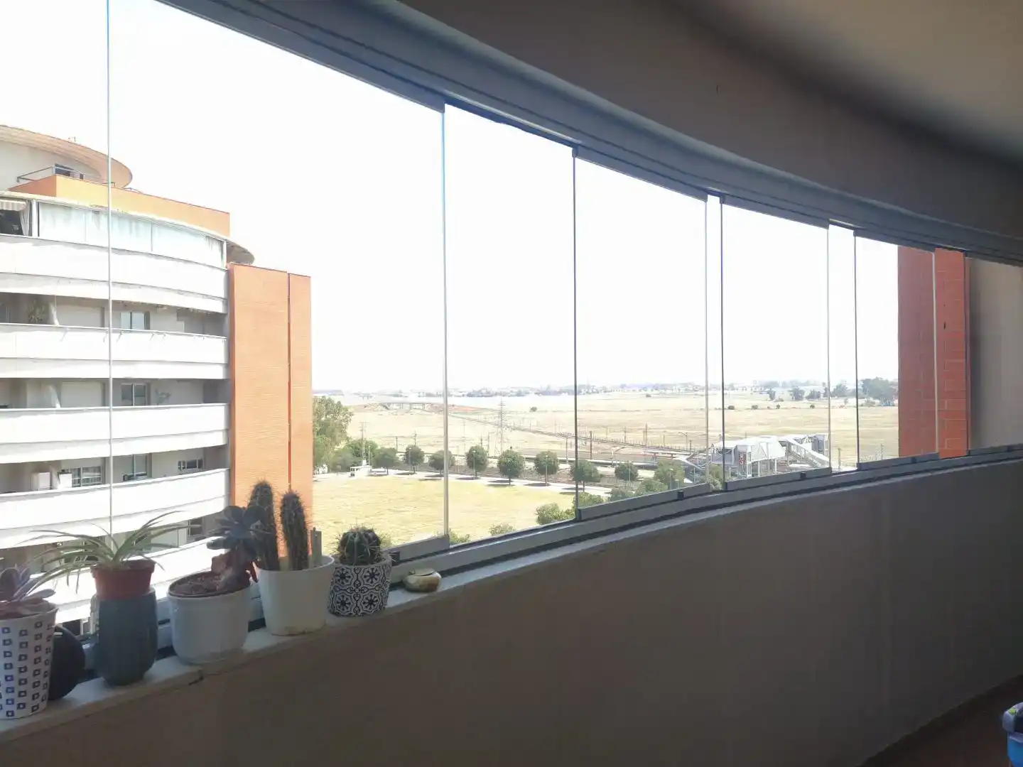 Terrasse von Wohnung zur Miete in  Sevilla Capital mit Klimaanlage und Schwimmbad