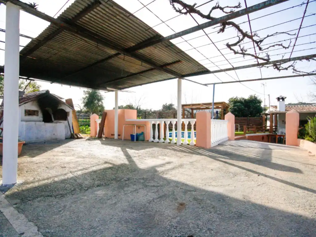 Garden of Country homes for sale in Coín