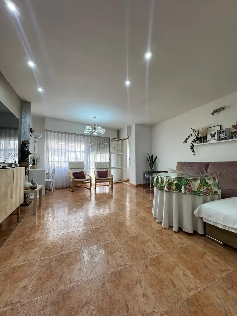 Sala de estar de Piso en venta en Lorca con Amueblado