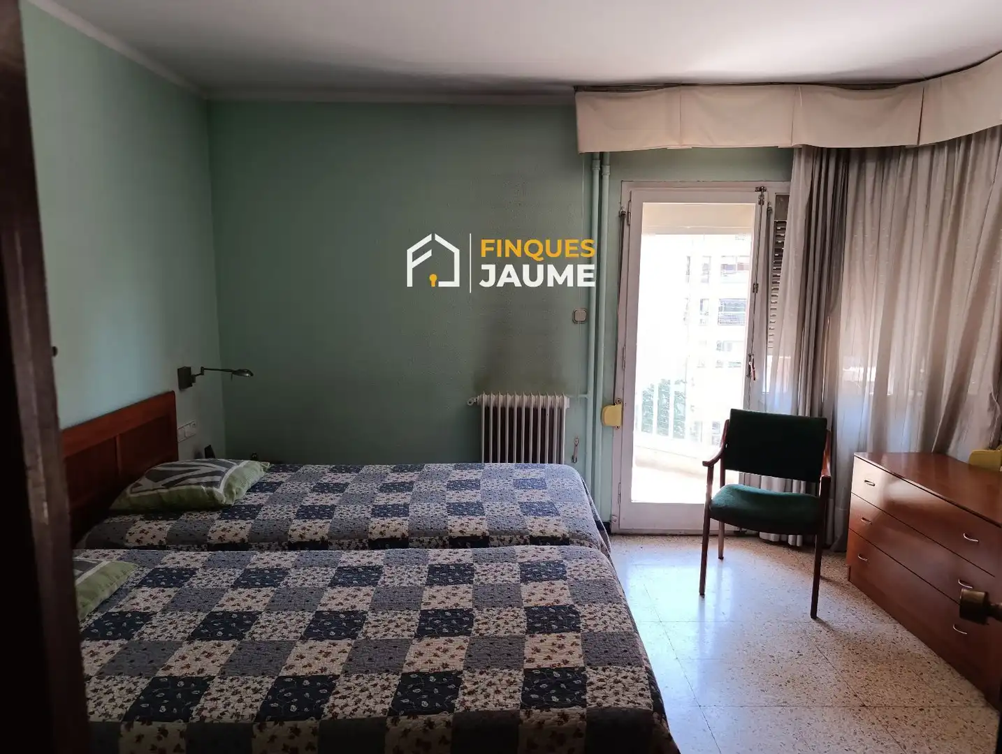 Habitación de Piso en venta en Lleida con Calefacción, Terraza y Trastero