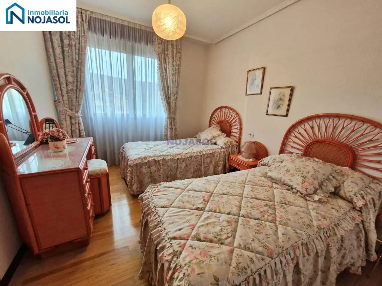 Habitación de Piso en venta en Hazas de Cesto con Parquet, Terraza y Amueblado