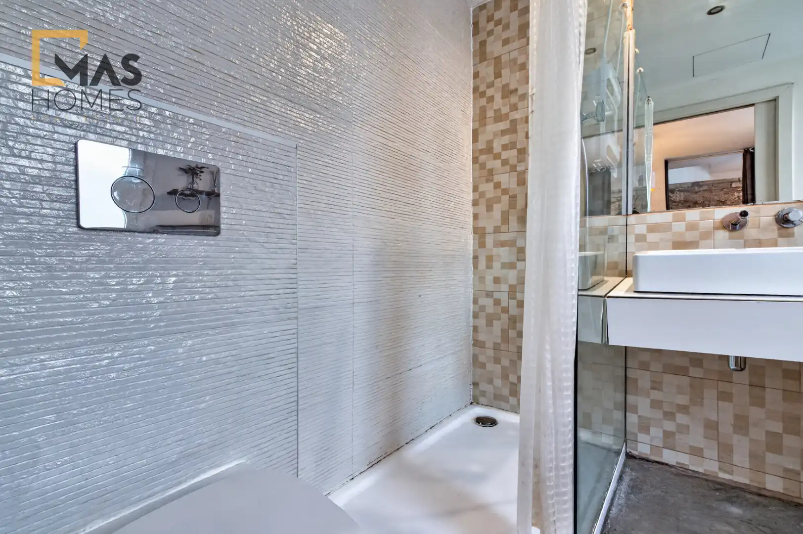 Baño de Casa adosada en venta en Ciutat Vella