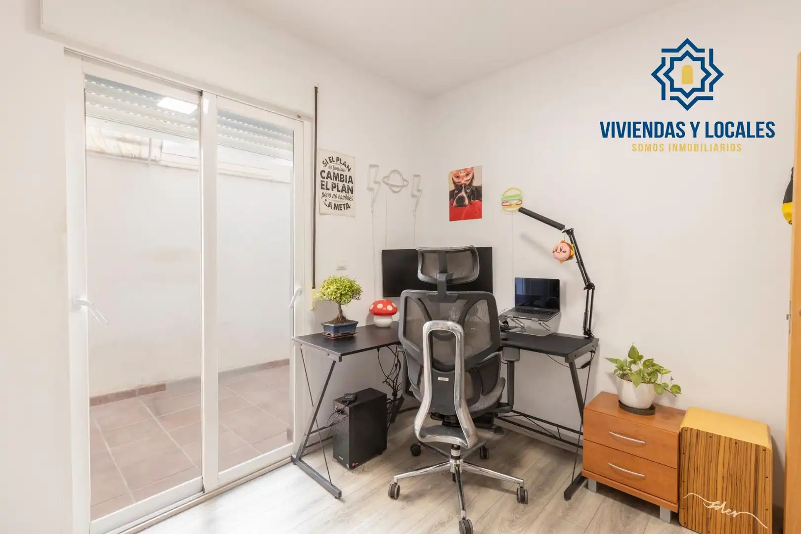 Piso con terraza en venta en Avenida de Virgen del Rosario 30, imagen 16