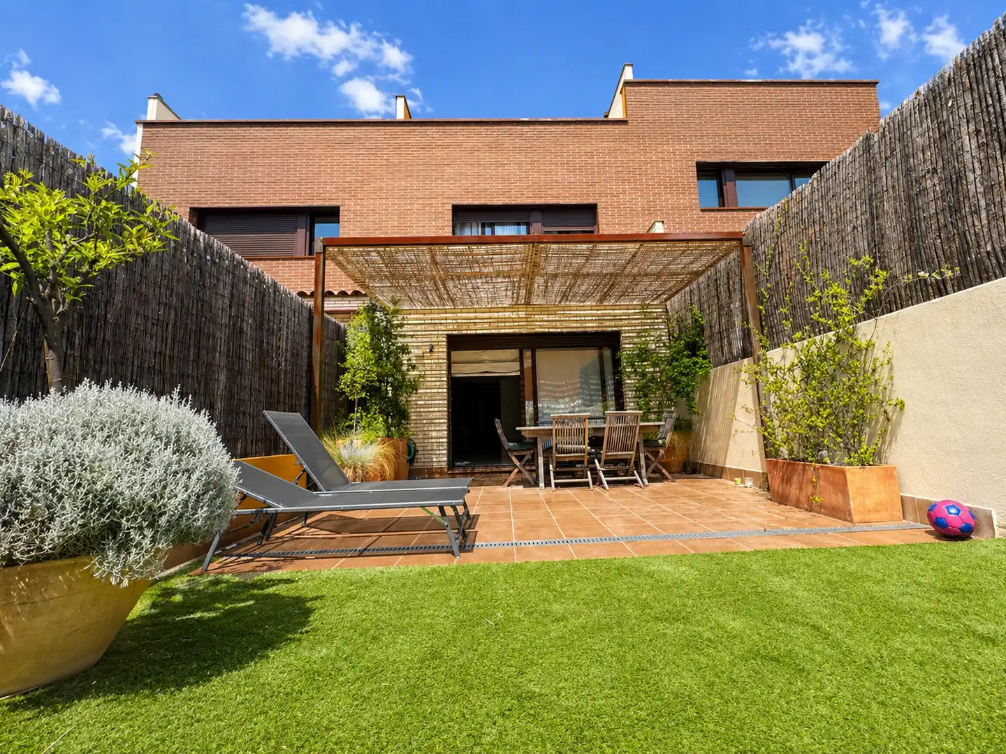 Terrace of Detached homes for sale in Castellar del Vallès  with Air Conditioner, Heating and Parquet flooring