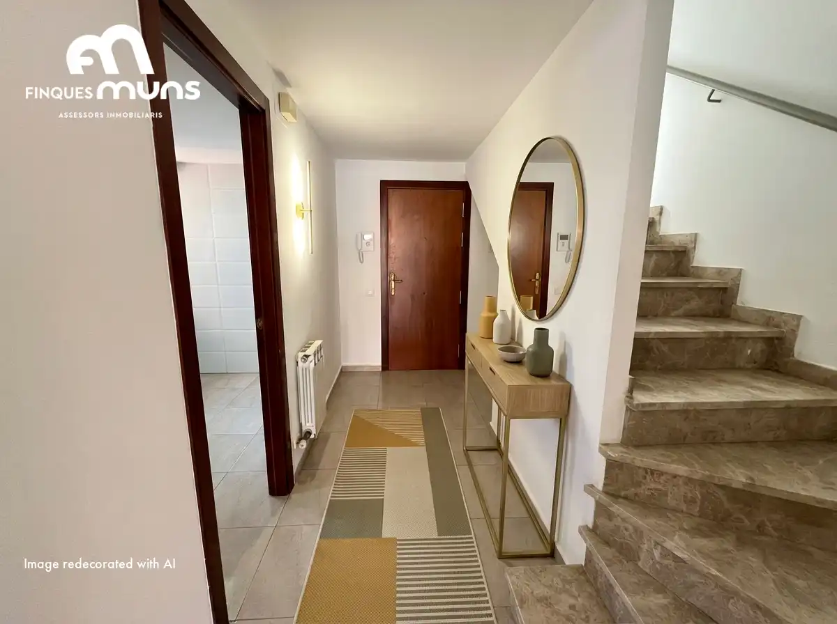 Dúplex en venda a Carrer de Santiago, Eixample Sud – Migdia