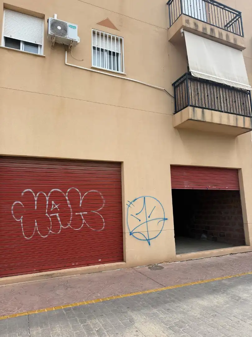 Vista exterior de Local en venta en Huércal de Almería, Almería
