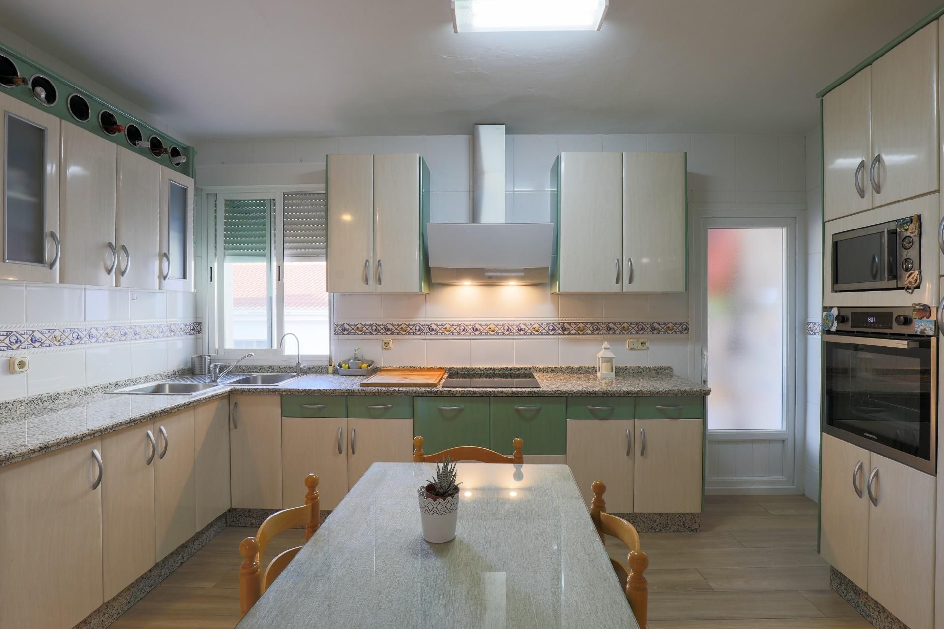 Kitchen of Flat for sale in Padul  with Terrace