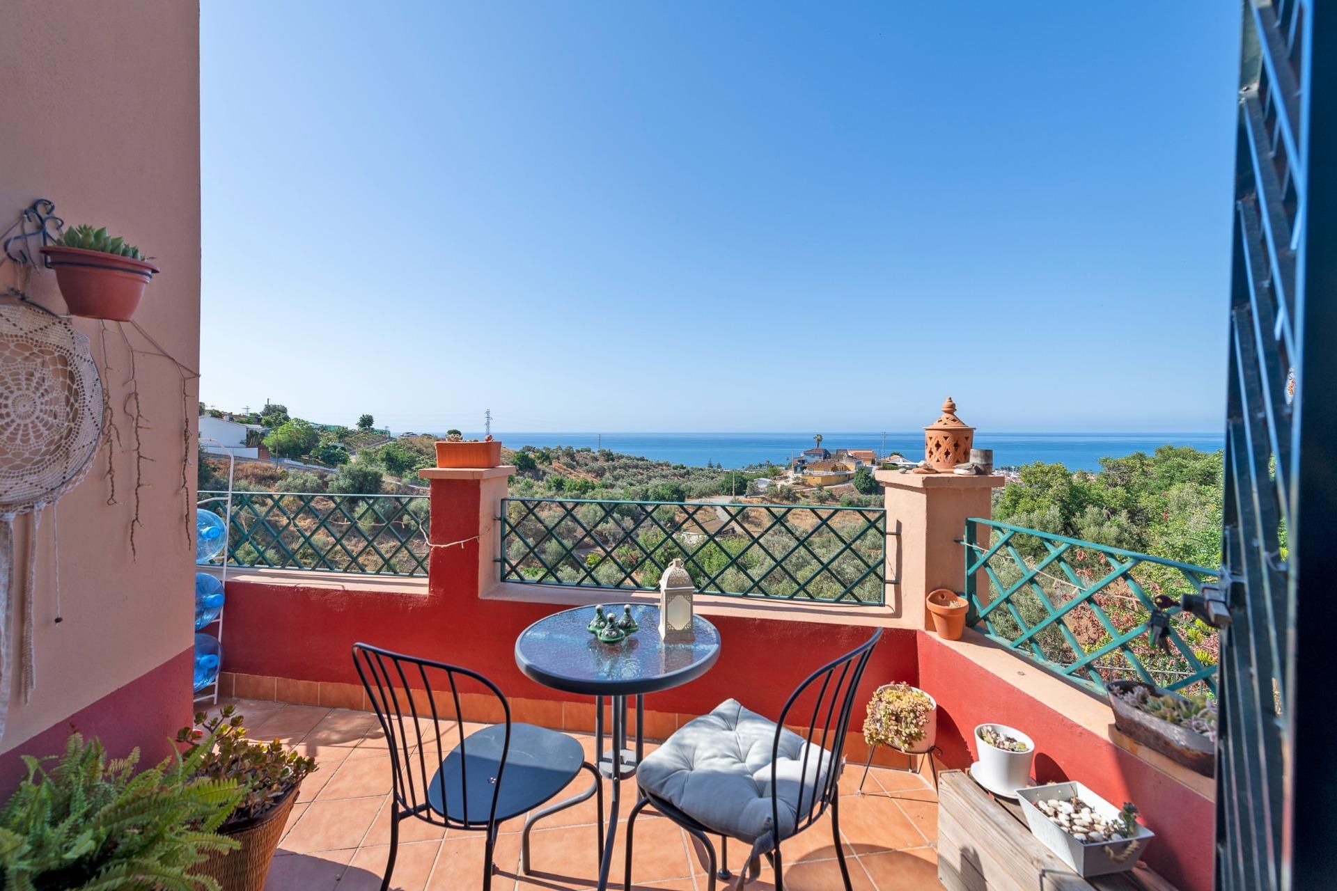 Terrace of Single-family semi-detached for sale in Vélez-Málaga