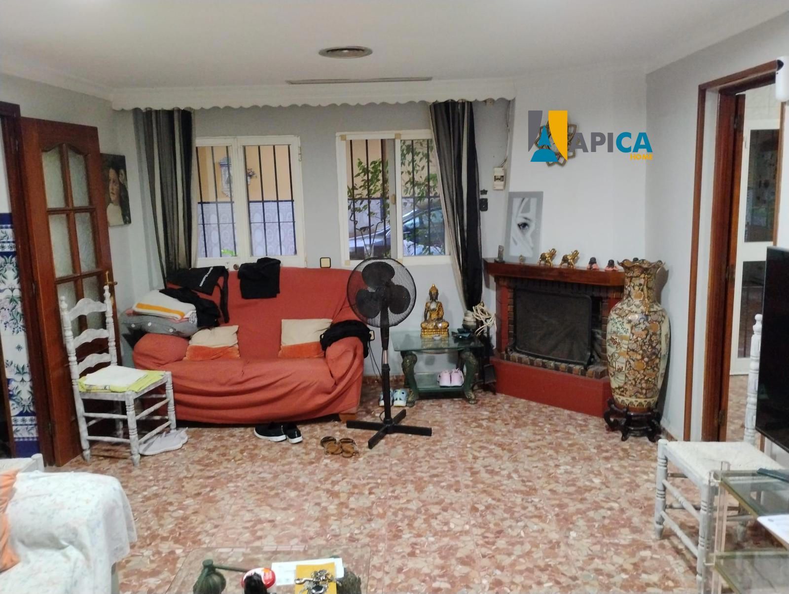 Living room of Single-family semi-detached for sale in La Línea de la Concepción  with Air Conditioner, Terrace and Storage room