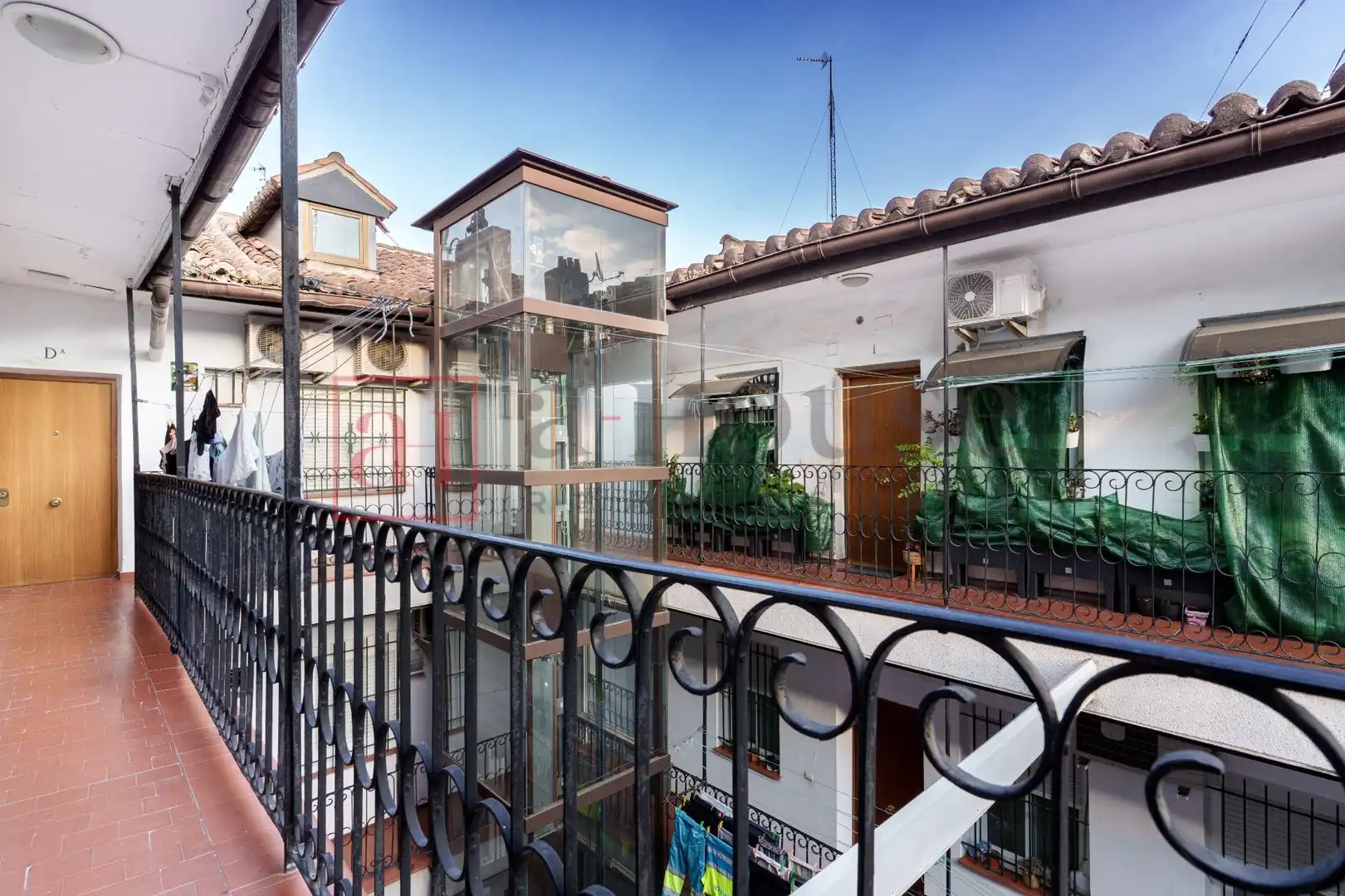 Terrassa de Pis en venda en Madrid amb Aire condicionat, Calefacció i Alarma