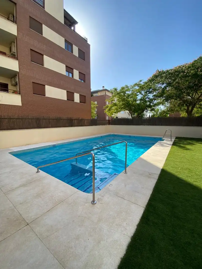 Swimming pool of Flat for sale in Mairena del Aljarafe