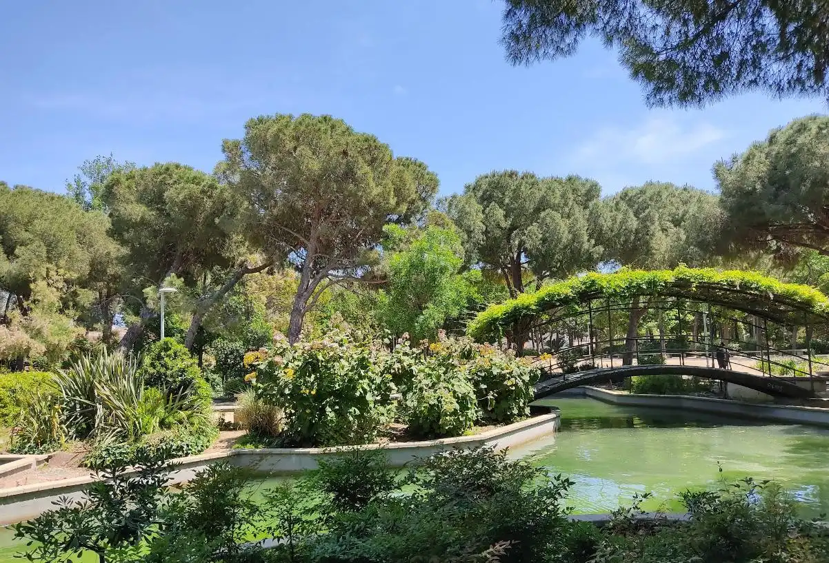 Jardín de Local en venta en Barcelona