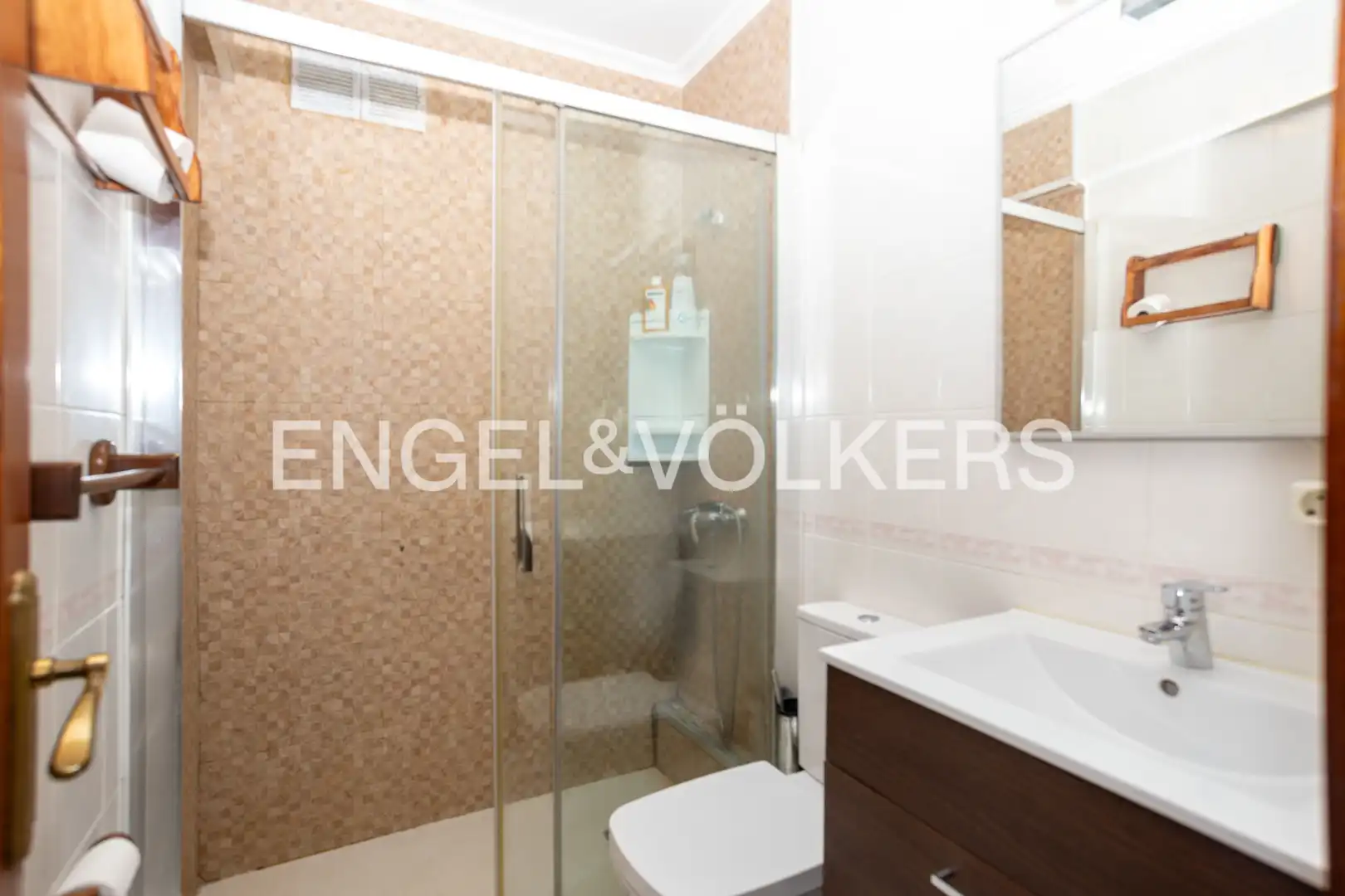 Bathroom of Flat for sale in Marina de Cudeyo  with Heating