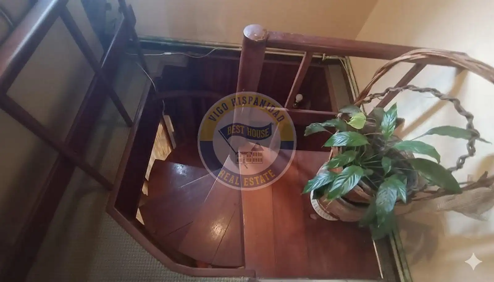 Houses for sale in Vigo   with Private garden