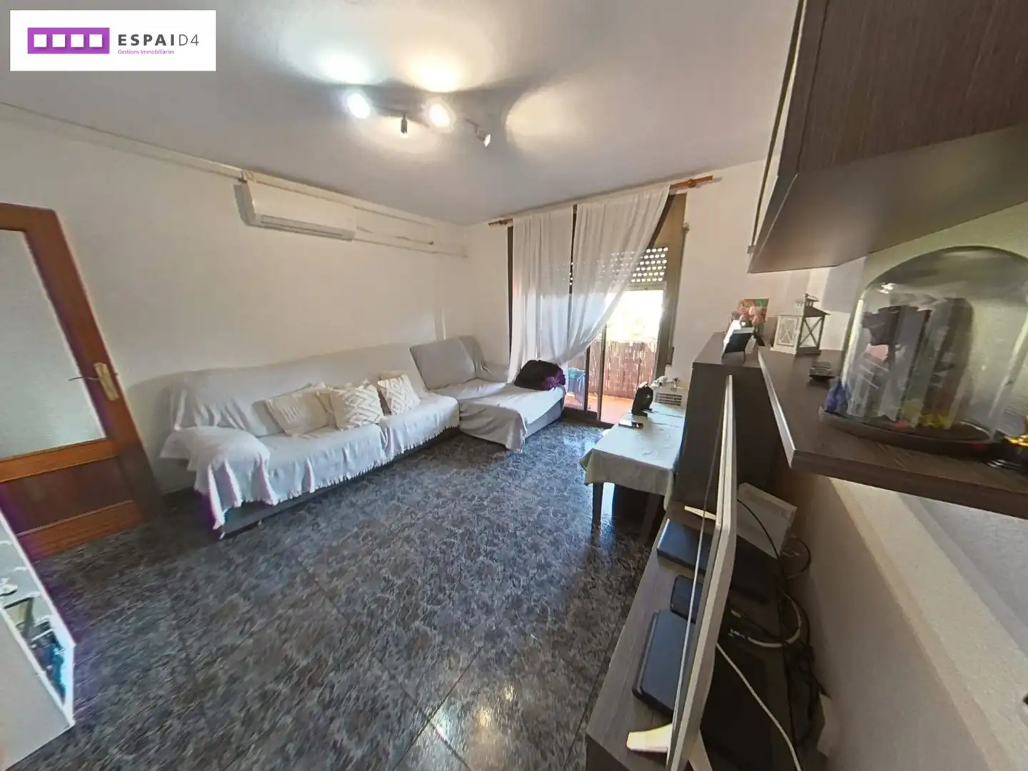 Sala de estar de Piso en venta en Ripollet con Calefacción y Balcón