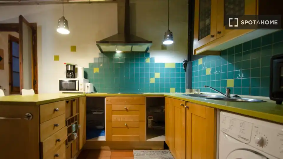 Cocina de Piso de alquiler en Barcelona con Aire acondicionado, Calefacción y Amueblado