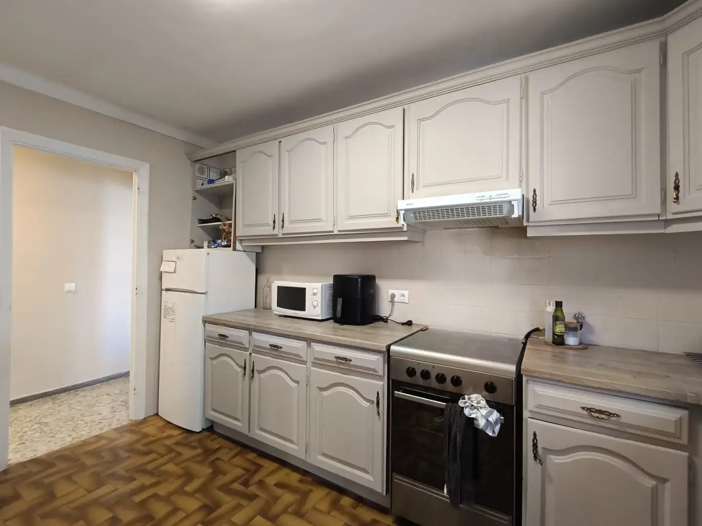 Cocina de Piso en venta en Girona con Calefacción, Terraza y Amueblado
