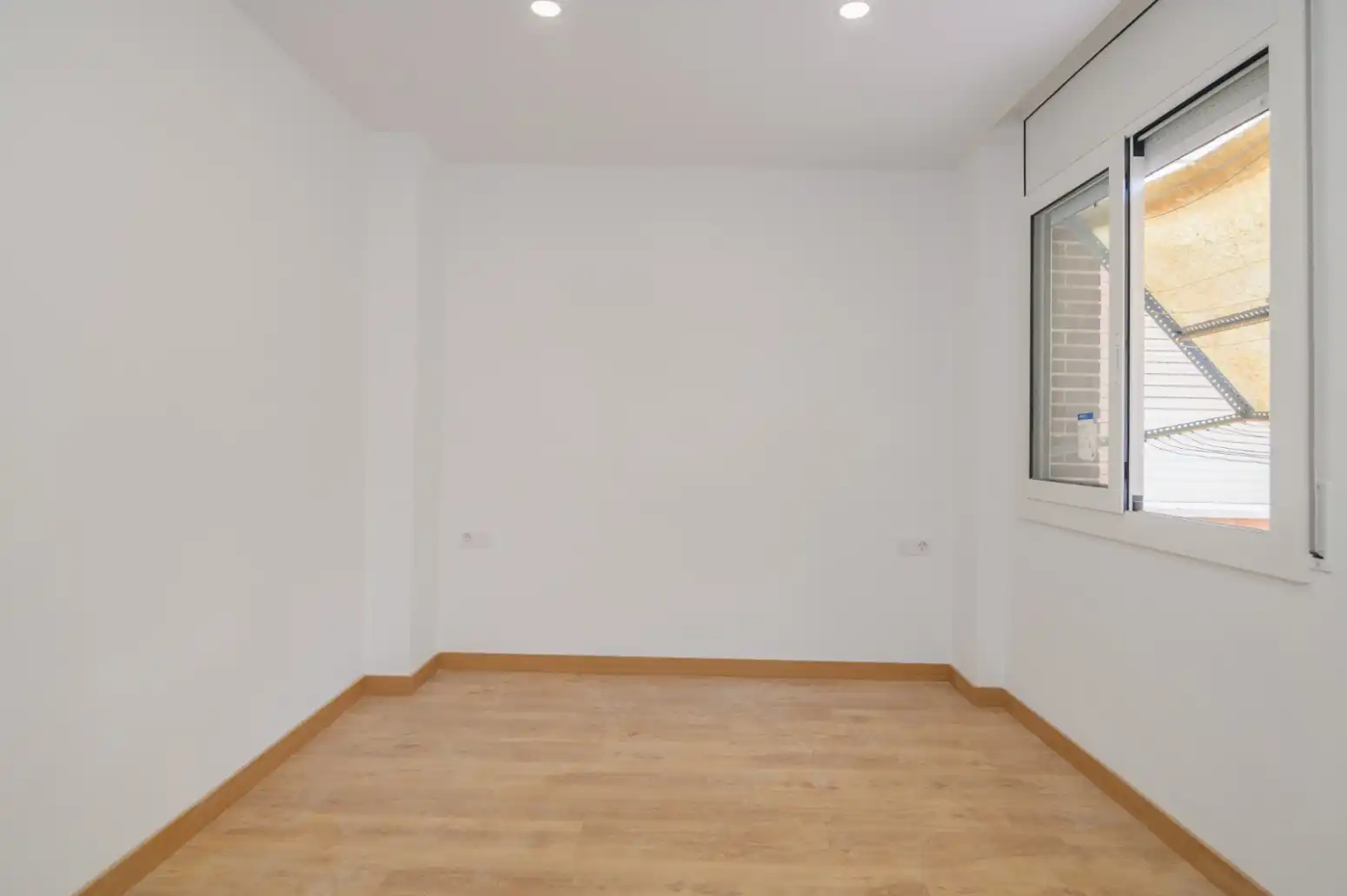 Bedroom of Flat for sale in Sant Boi de Llobregat  with Parquet flooring