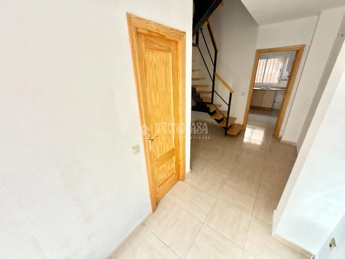 Casa adosada en venta en Valdeaveruelo con Aire acondicionado, Calefacción y Balcón
