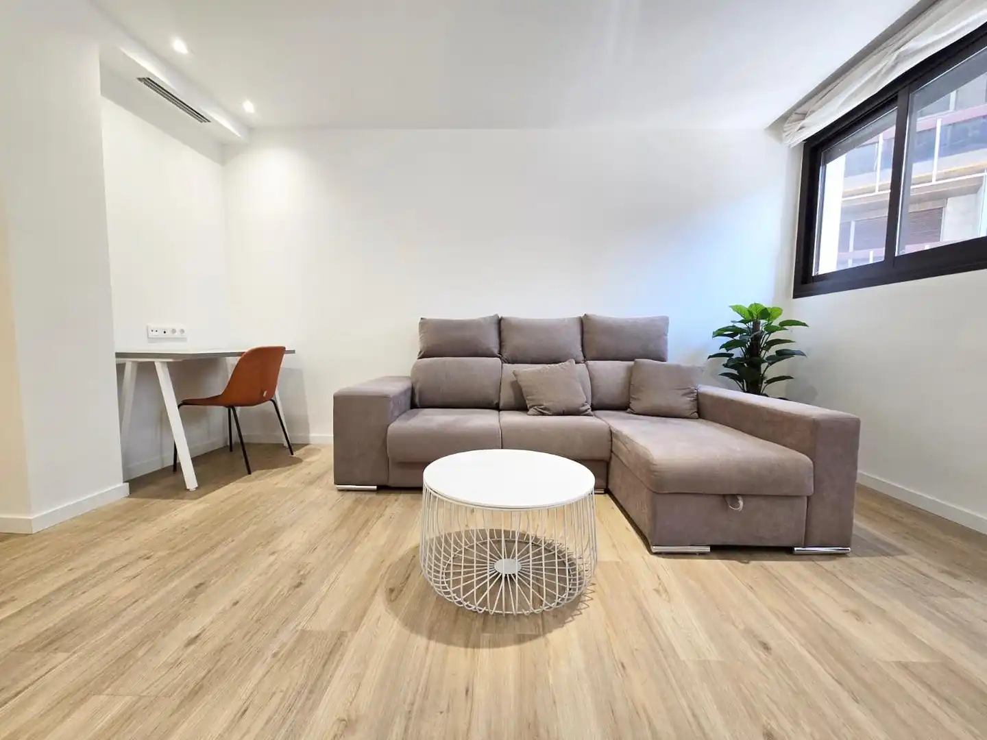 Wohnung zur Miete in Calle COLON, Sant Francesc