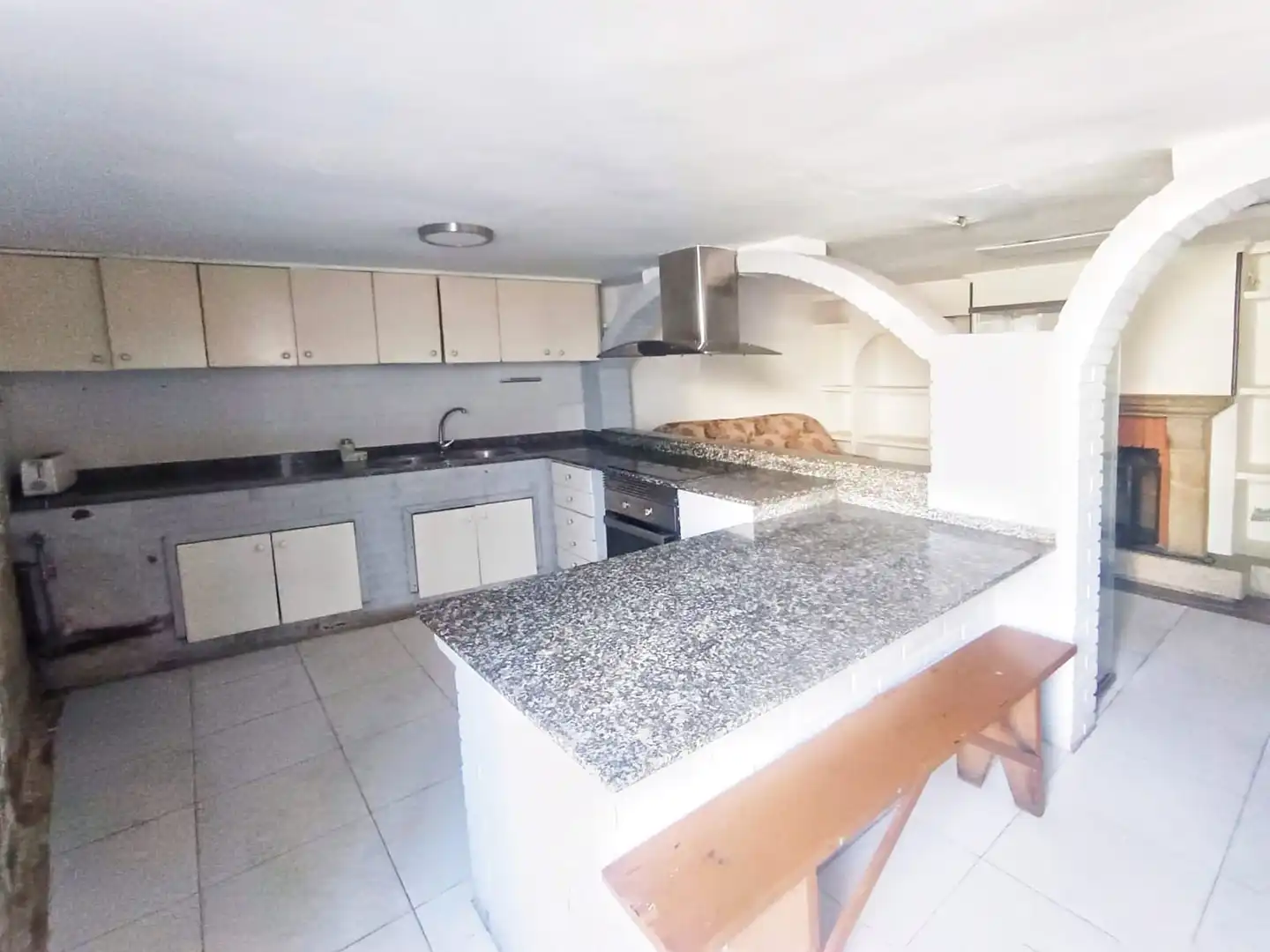 Kitchen of Houses for sale in Vigo   with Heating and Private garden