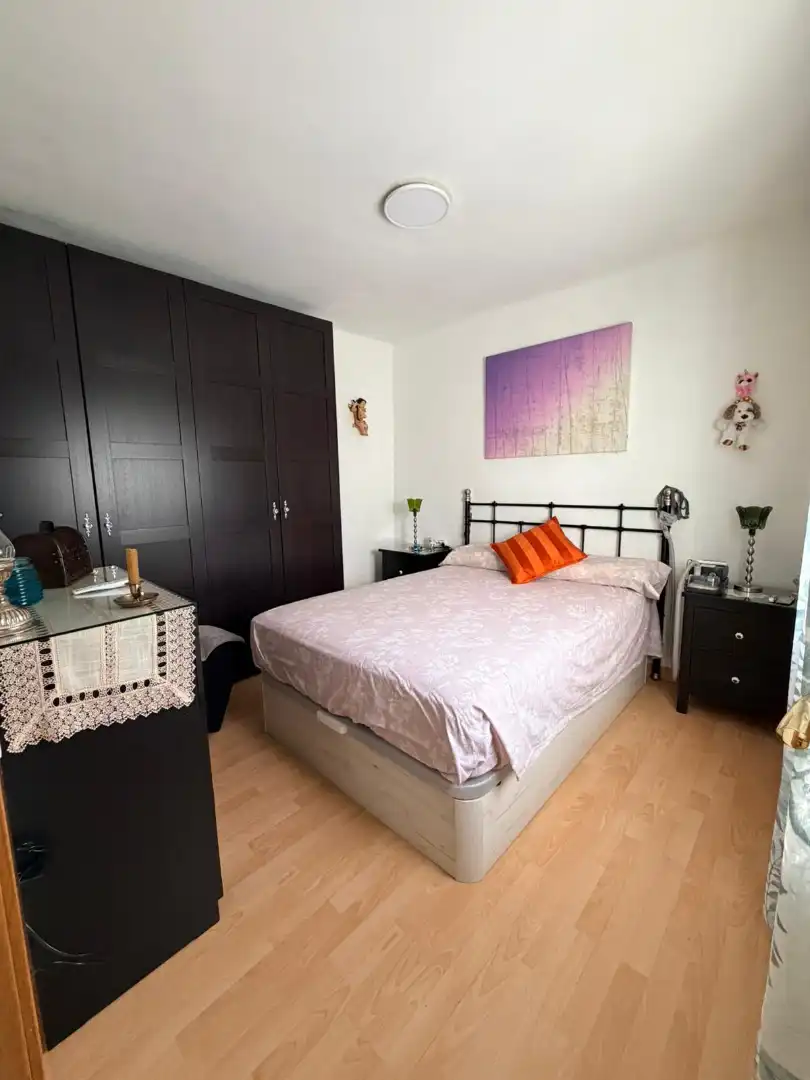 Bedroom of Flat for sale in Madrid  with Air Conditioner, Heating and Storage room