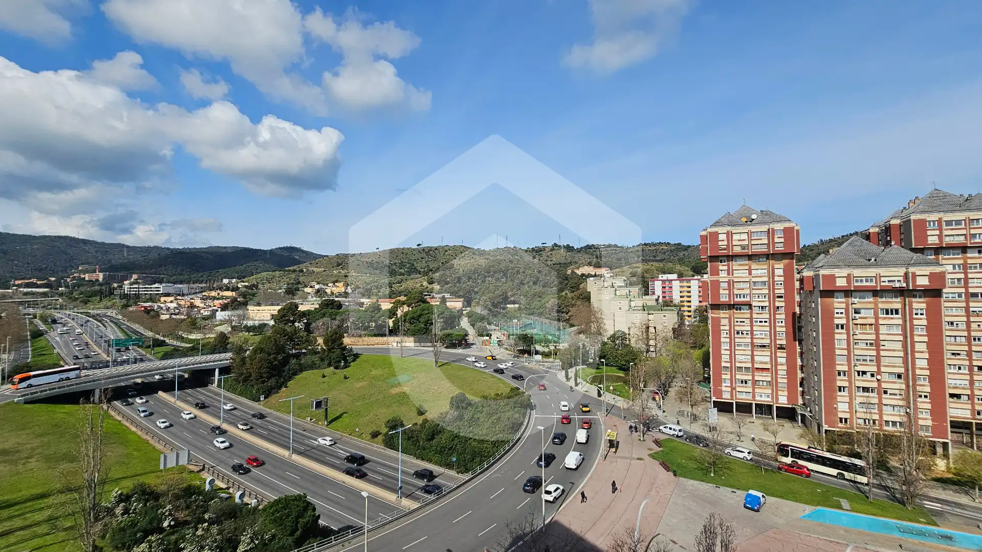 Piso en venta en Passeig de Valldaura, La Guineueta