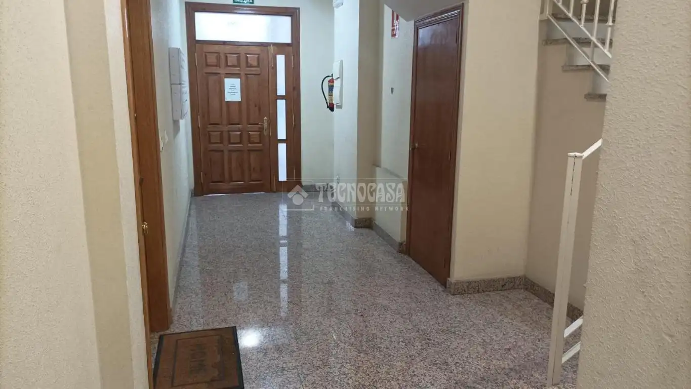 Piso en venta en Talavera de la Reina con Piscina comunitaria