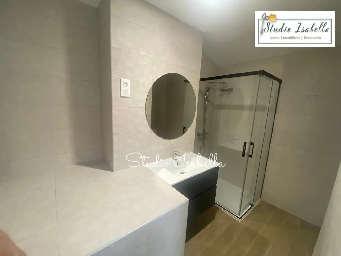 Habitación en Calle Ferrocarril, Santa Bárbara