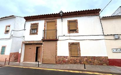 Exterior view of House or chalet for sale in Alcázar de San Juan  with Heating and Furnished