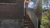 Vista exterior de Casa o xalet en venda en El Álamo amb Terrassa i Piscina