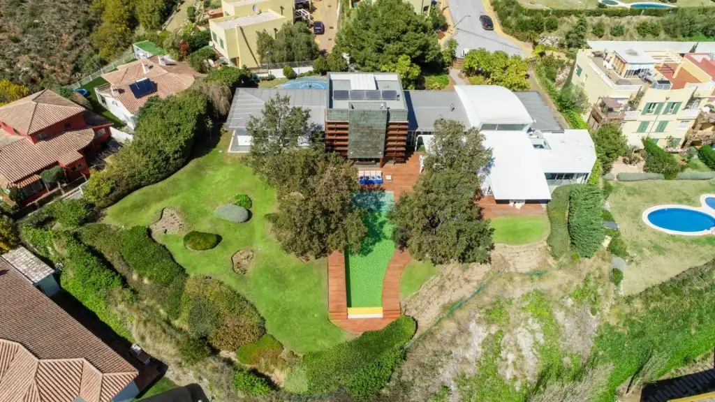 Chalet con terraza en venta en La Capellanía - El Higuerón