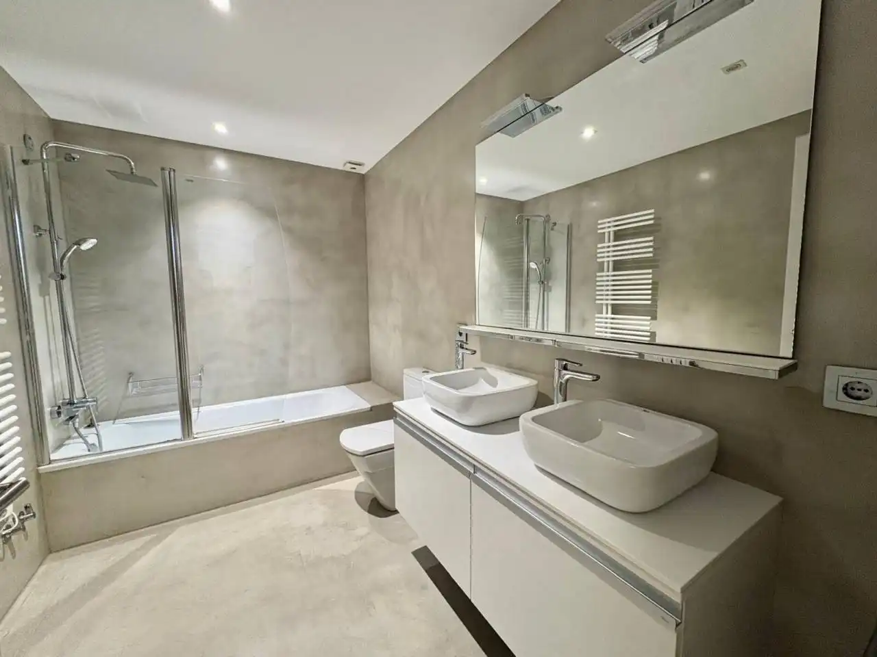 Bathroom of Detached homes for rent in Sant Cugat del Vallès  with Air Conditioner, Heating and Private garden