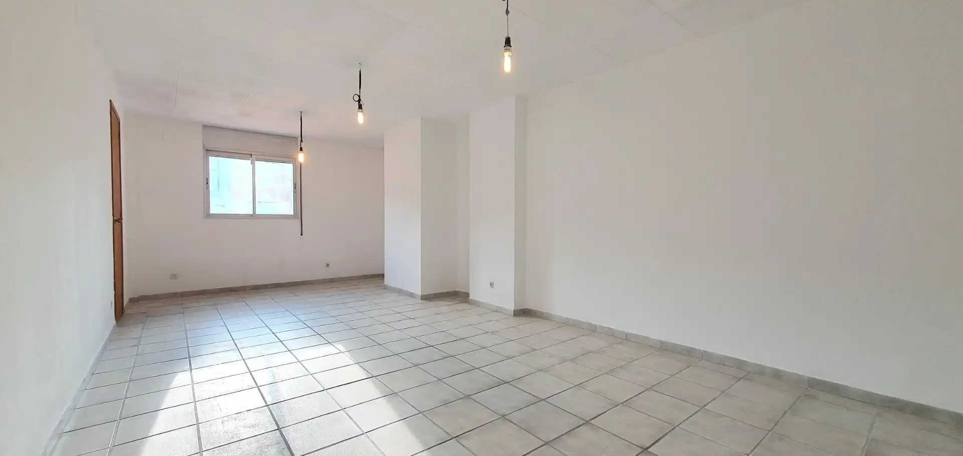 Piso en venta en Barberà del Vallès con Terraza y Balcón