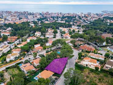 Terrains et parcelles à vendre à MEDITERRANEO