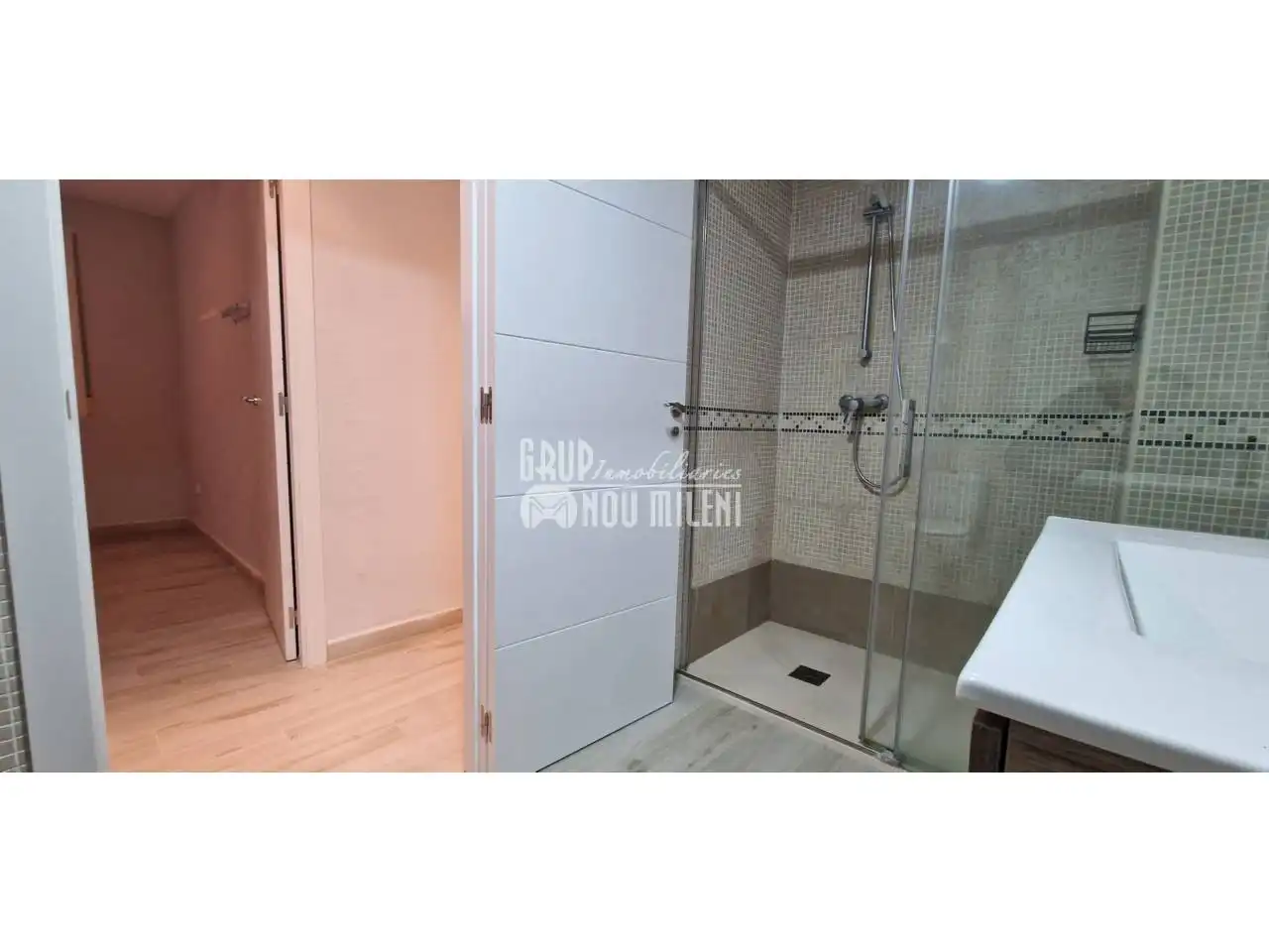 Baño de Apartamento de alquiler en Catarroja con Aire acondicionado y Calefacción