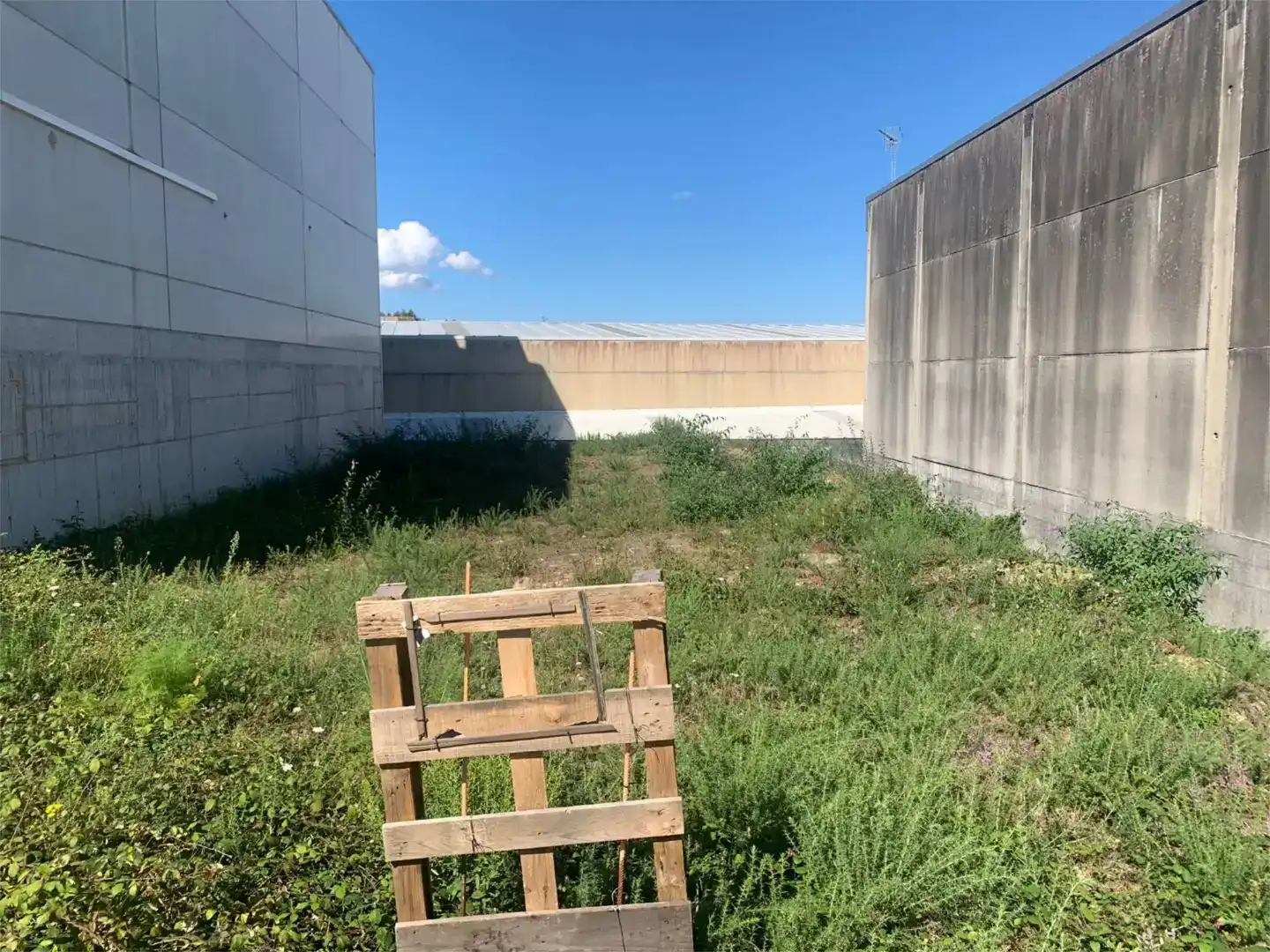 Fabrik Grundstücke zum Verkauf in Ordes
