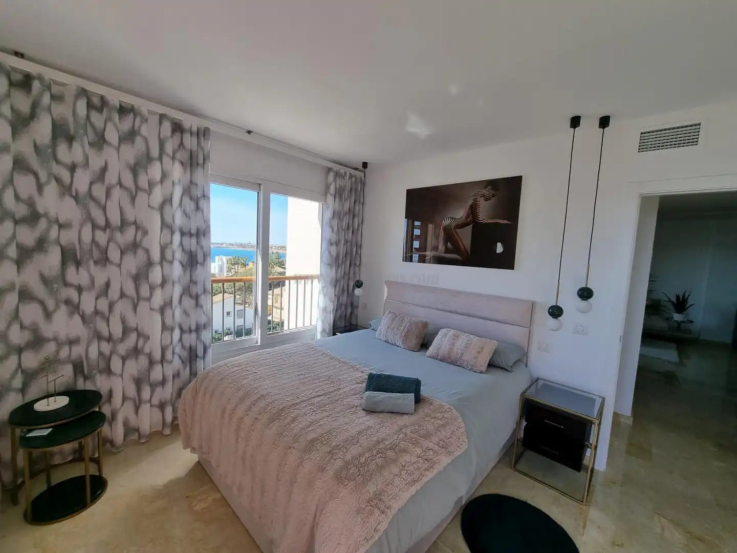 Schlafzimmer von Wohnungen zum Verkauf in Torrevieja mit Klimaanlage, Heizung und Abstellraum