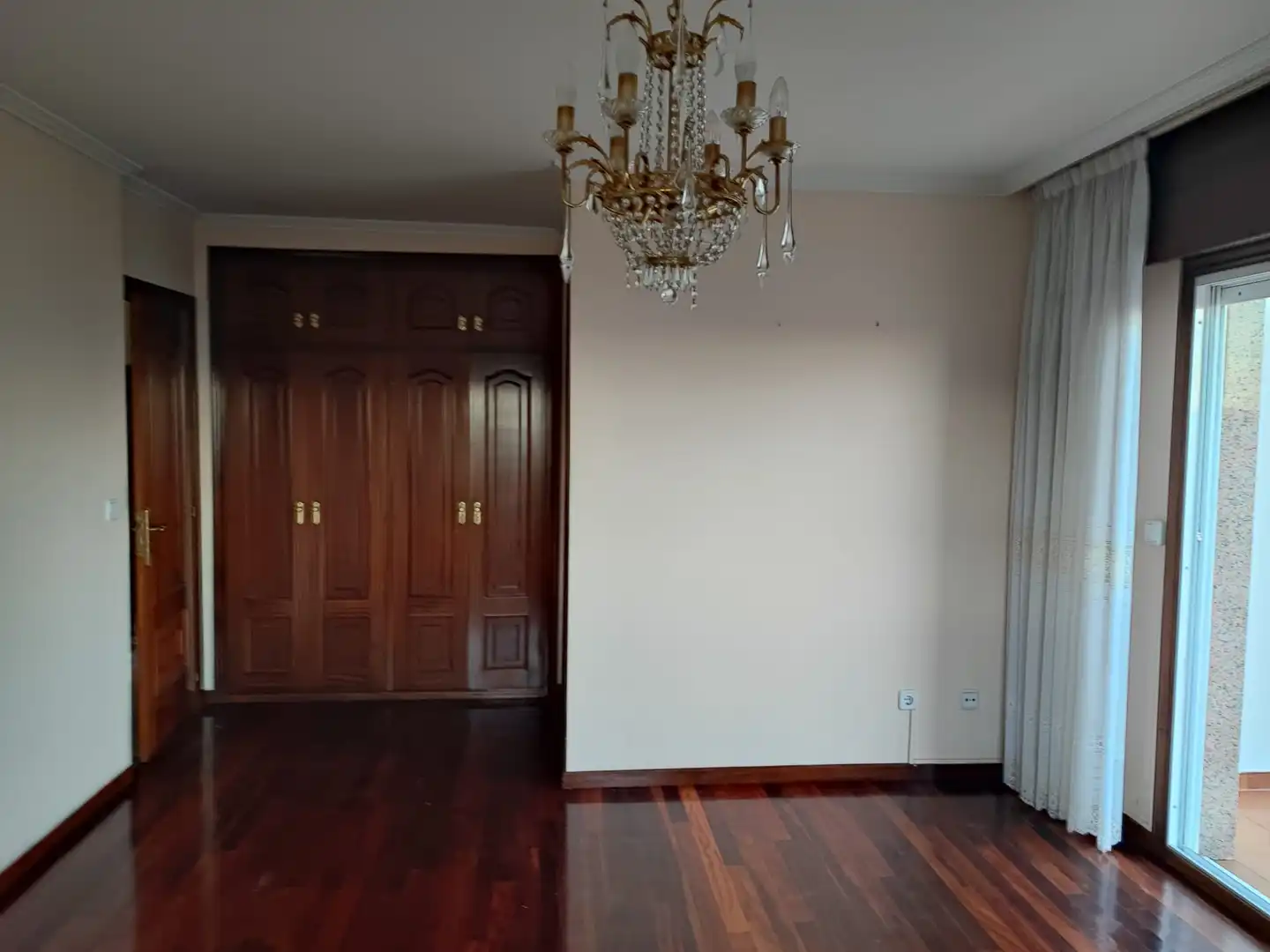Habitación de Casa o chalet en venta en Vigo  con Calefacción, Jardín privado y Terraza