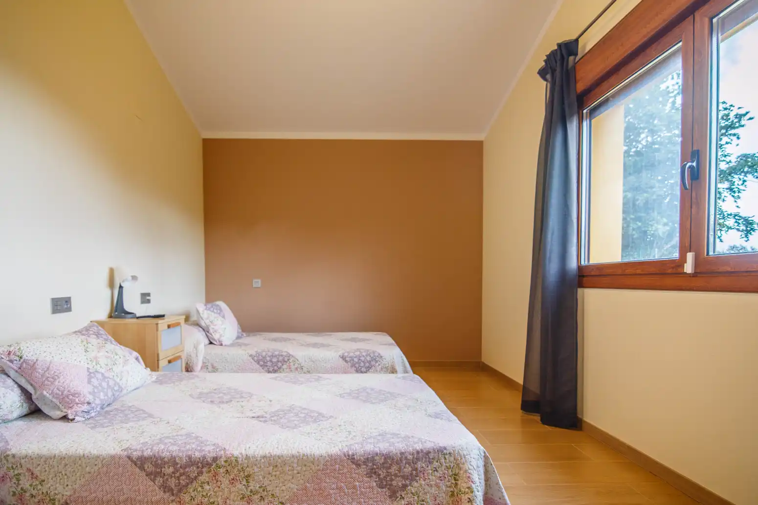 Dormitori de Casa o xalet en venda en Ribadesella amb Calefacció, Jardí privat i Terrassa