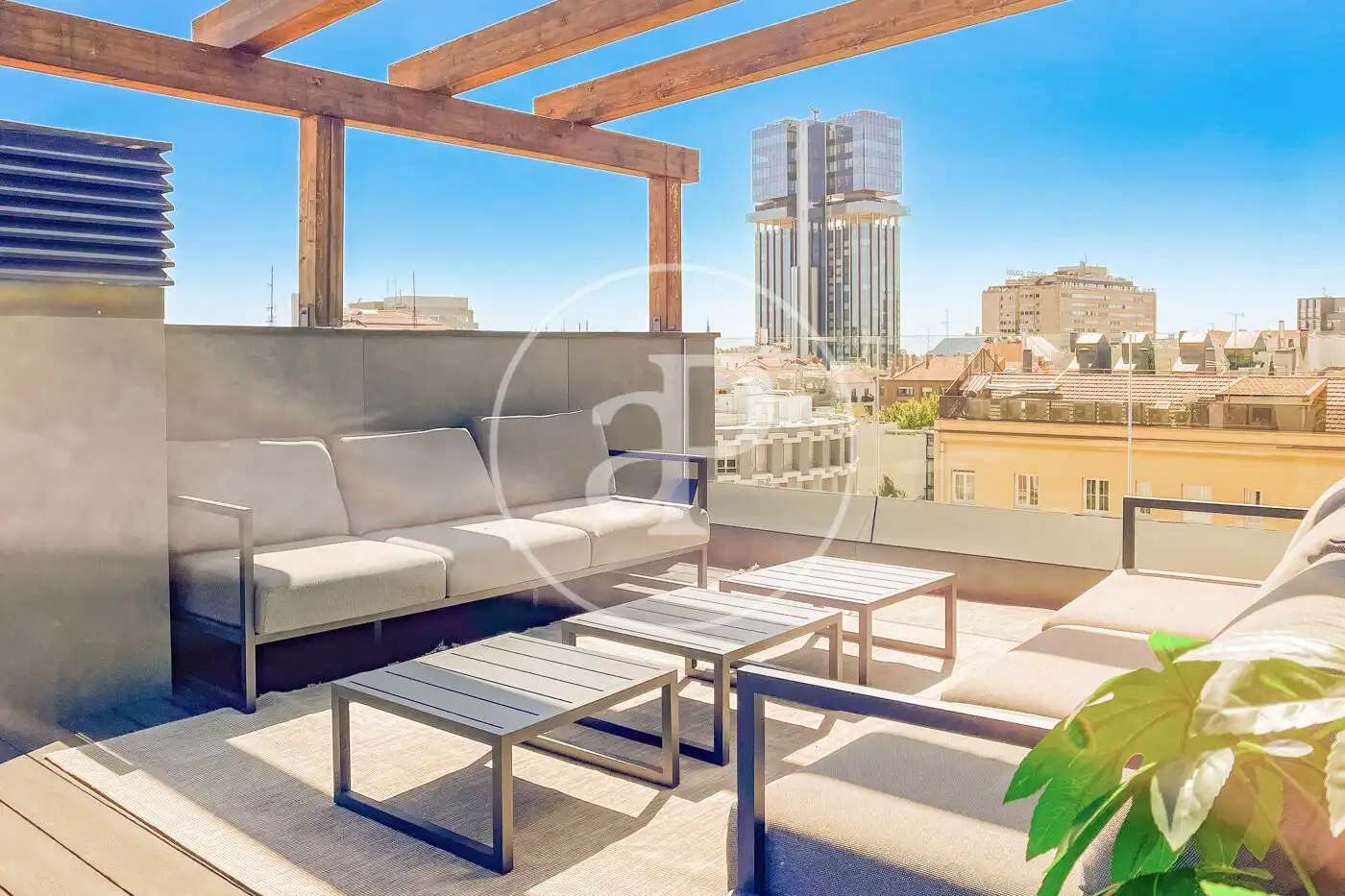 Flat with pool for sale in C. Blanca de Navarra