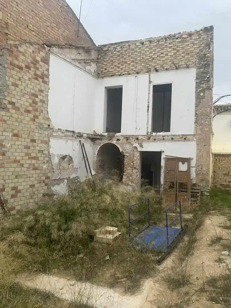 Vista exterior de Casa adosada en venta en Los Corrales