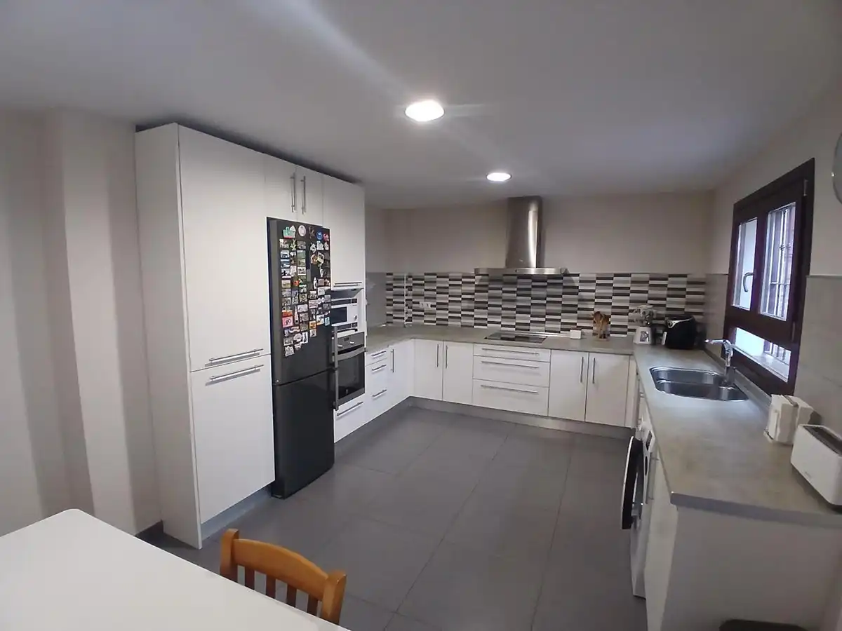 Cocina de Casa o chalet en venta en Fuengirola con Aire acondicionado, Jardín privado y Terraza