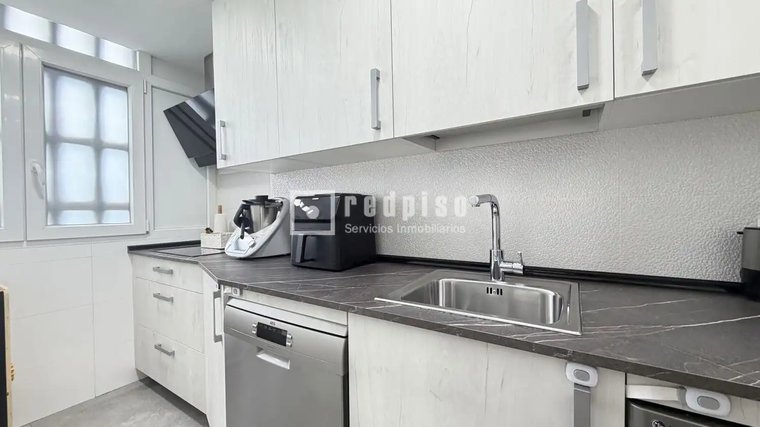 Flat with lift for sale in Zarzaquemada, imagen 11