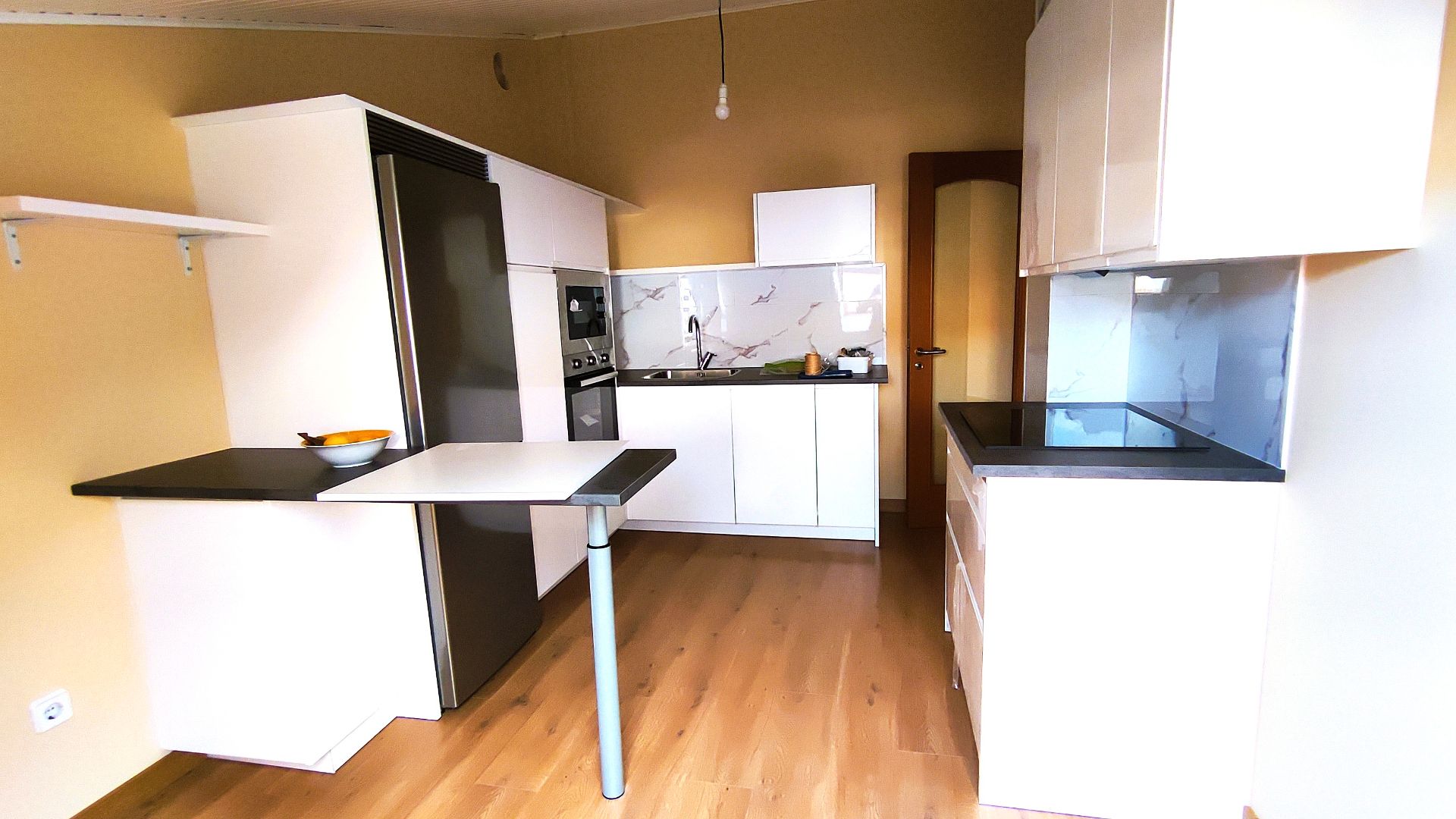 Kitchen of Attic for sale in Gondomar  with Parquet flooring