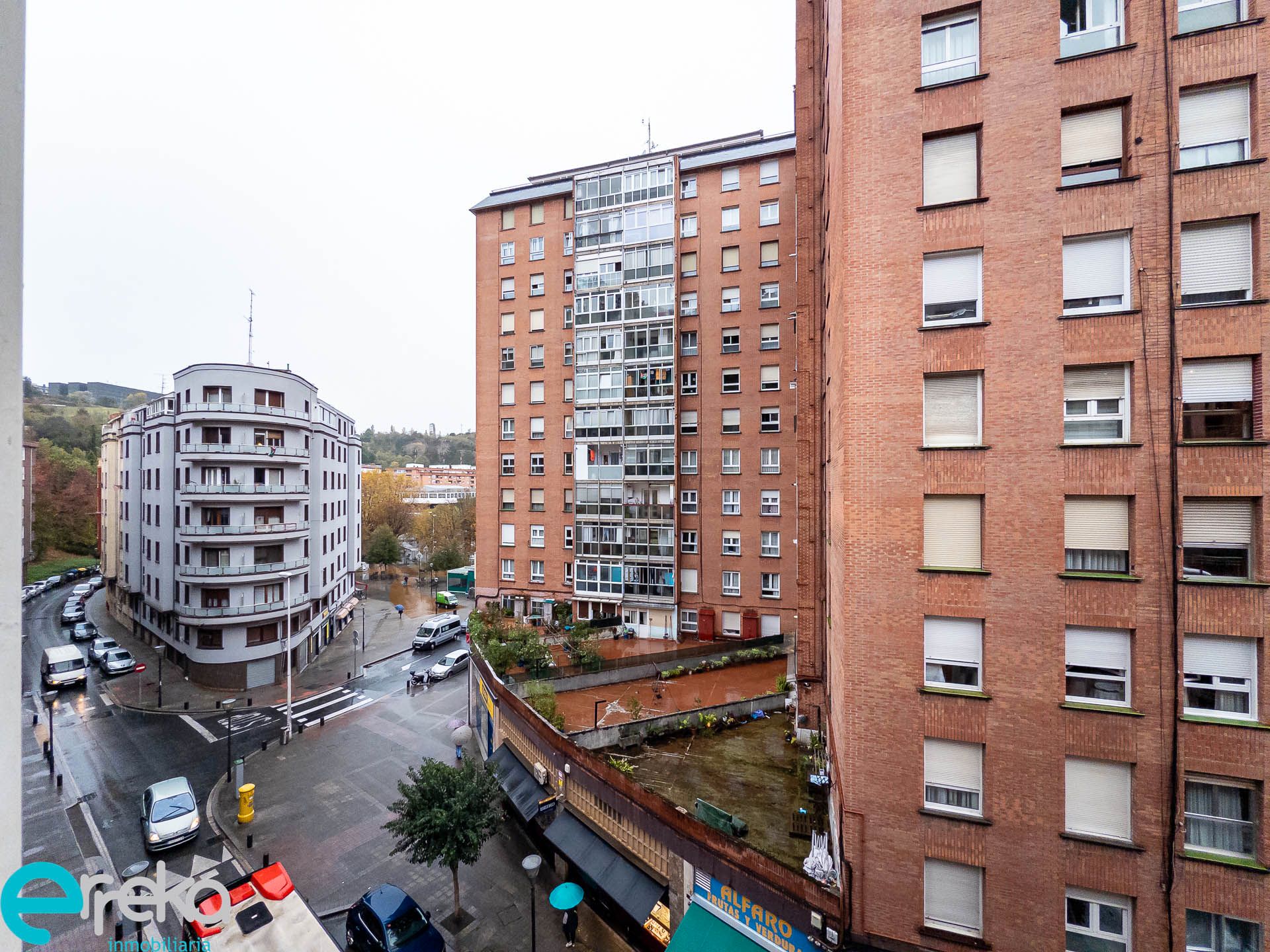 Vista exterior de Pis en venda en Bilbao  amb Moblat
