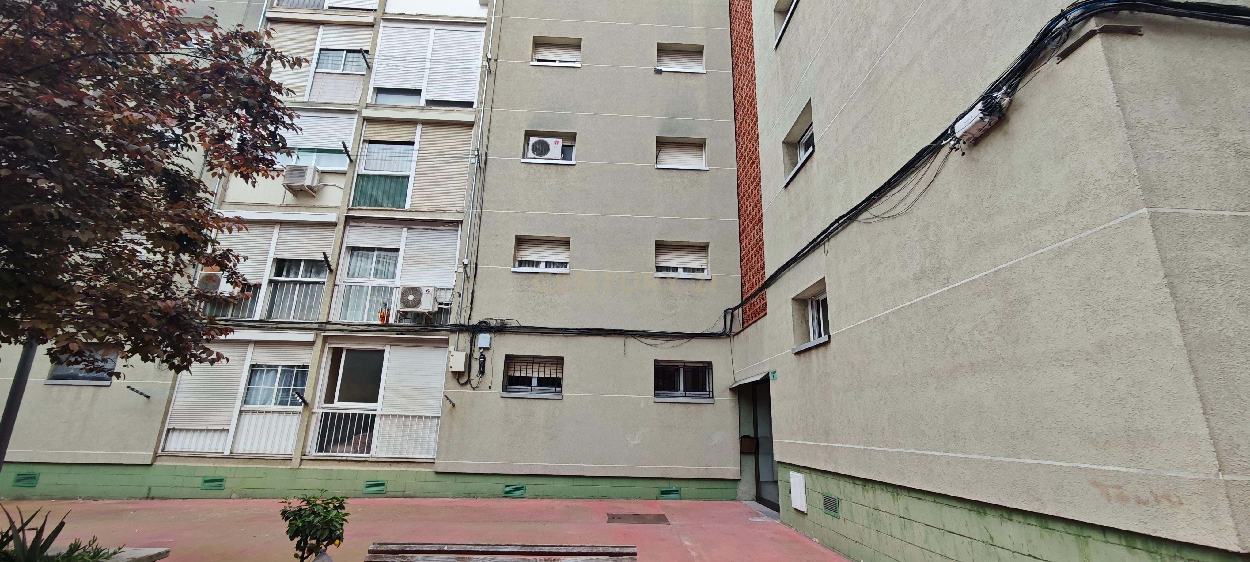 Exterior view of Flat for sale in Ripollet