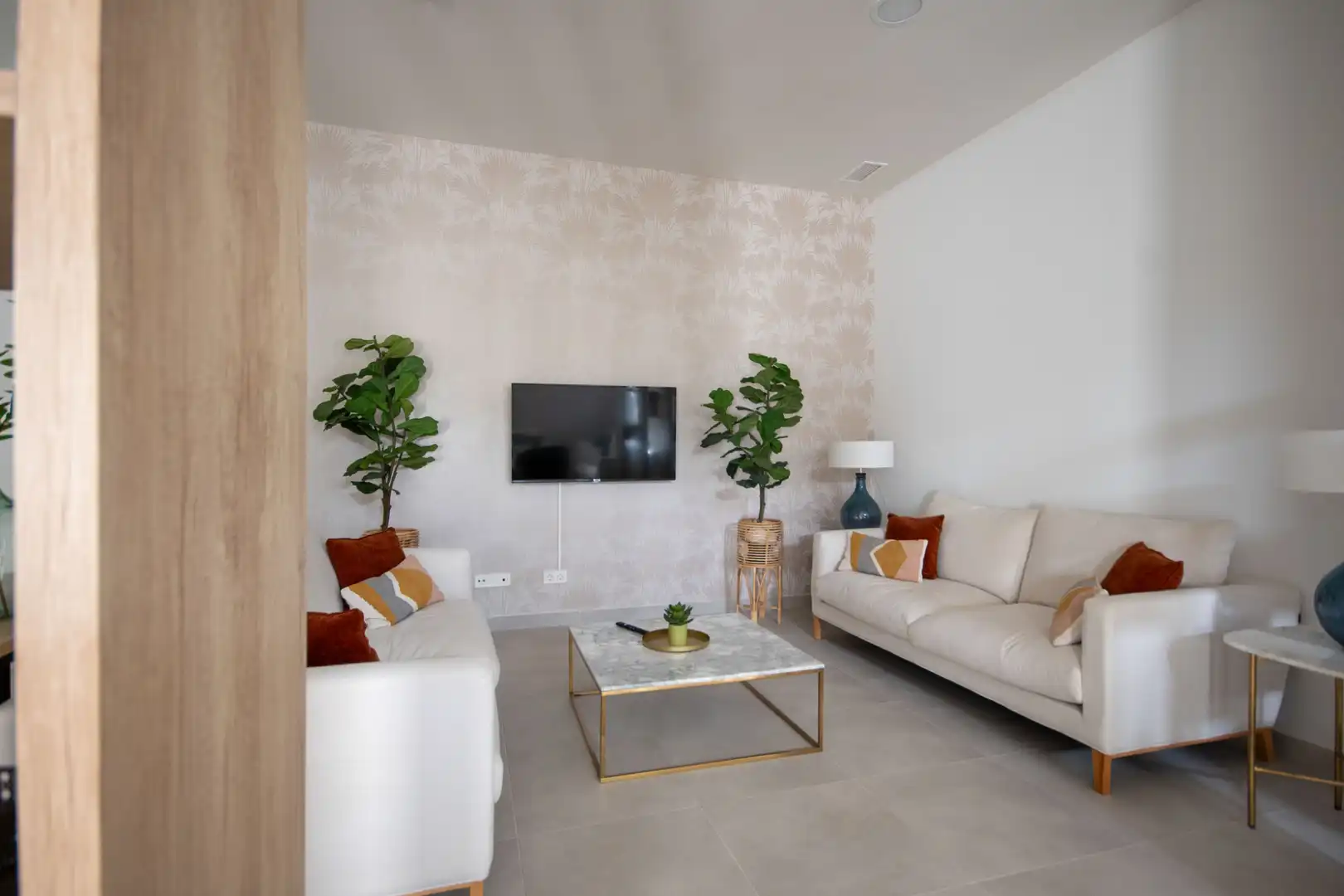 Sala de estar de Piso en venta en Mijas con Aire acondicionado, Jardín privado y Terraza